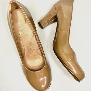 Aerosoles Pumps, Tan/Natural, 3inch heel, Women's Size 8